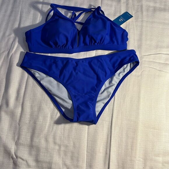 Cupshe Other - CUPSHE Bikini Bundle V Neck Crisscross Back Self Tie Straw Hat Bundle Size M